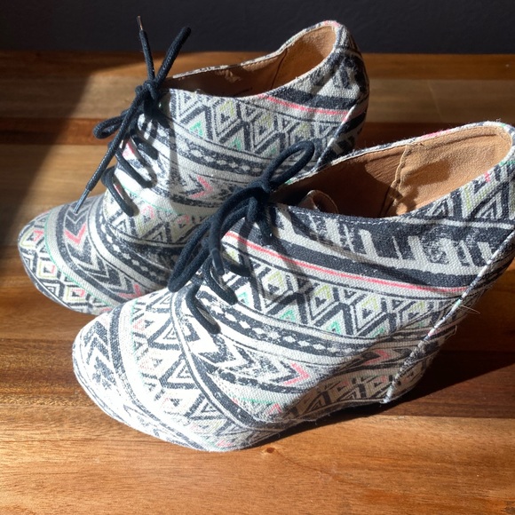 Platform wedge - Picture 2 of 4